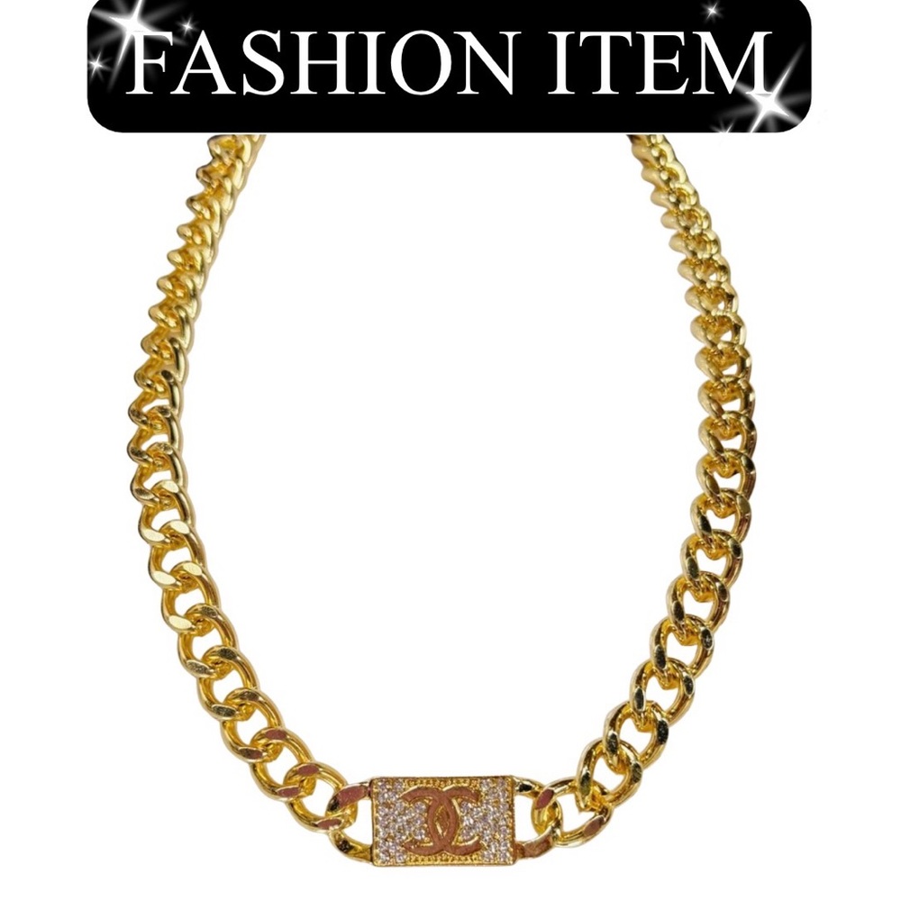 A-1FN-11: NECKLACE: Gold Chain w/Monogram, 17” w/Extender, NWOT